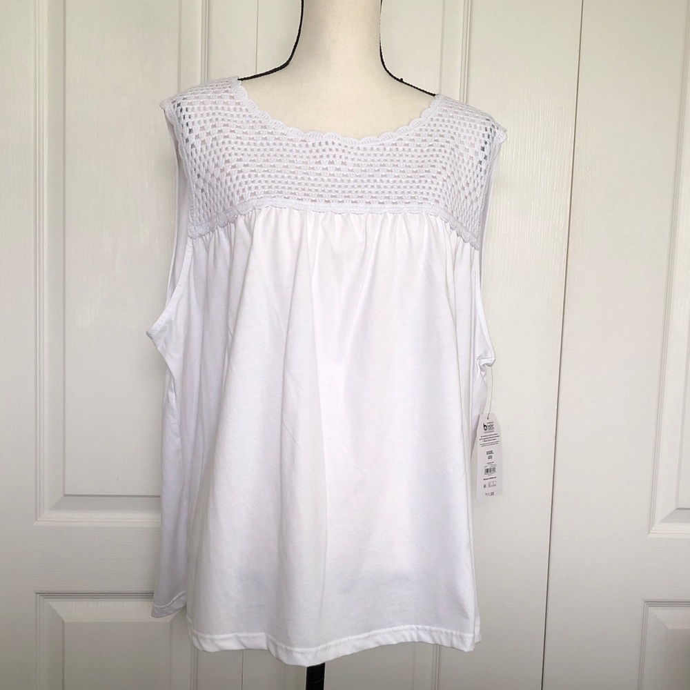 Time and Tru White Crochet Sleeveless Tank